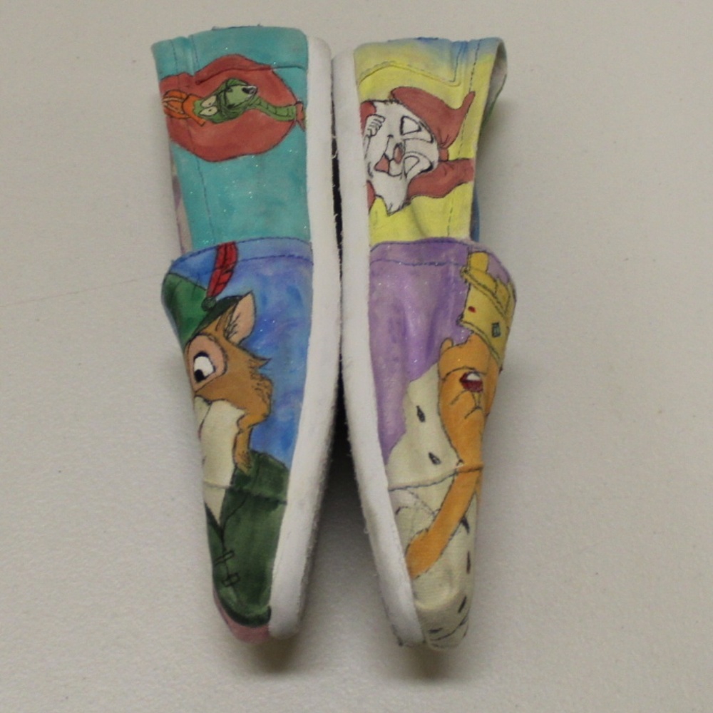 Toms Robin Hood Disney Women size 7_4